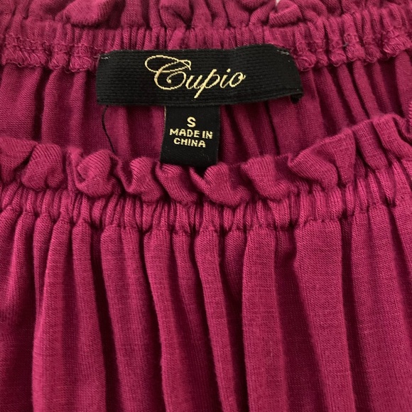 Off The Shoulder Top - Picture 4 of 7